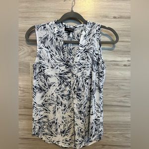 The Limited- XS sleeveless blouse